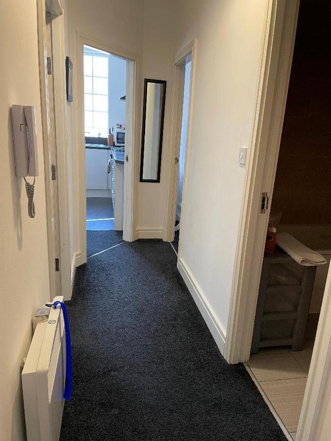 2 Bedroom Apartment In Kidderminster Exterior foto