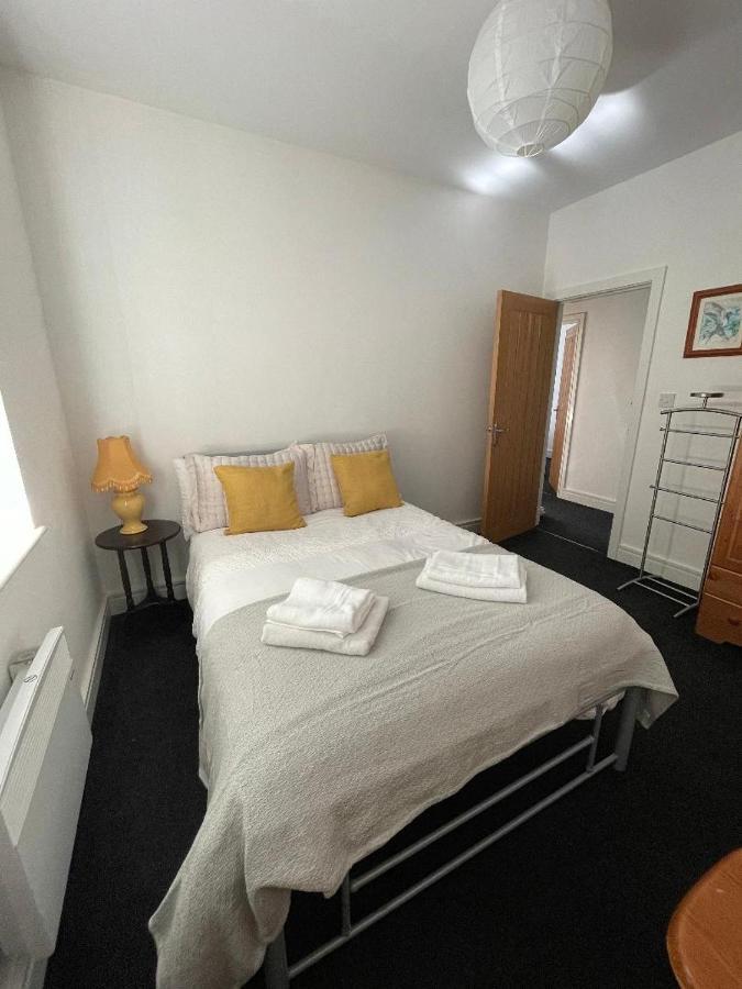2 Bedroom Apartment In Kidderminster Exterior foto